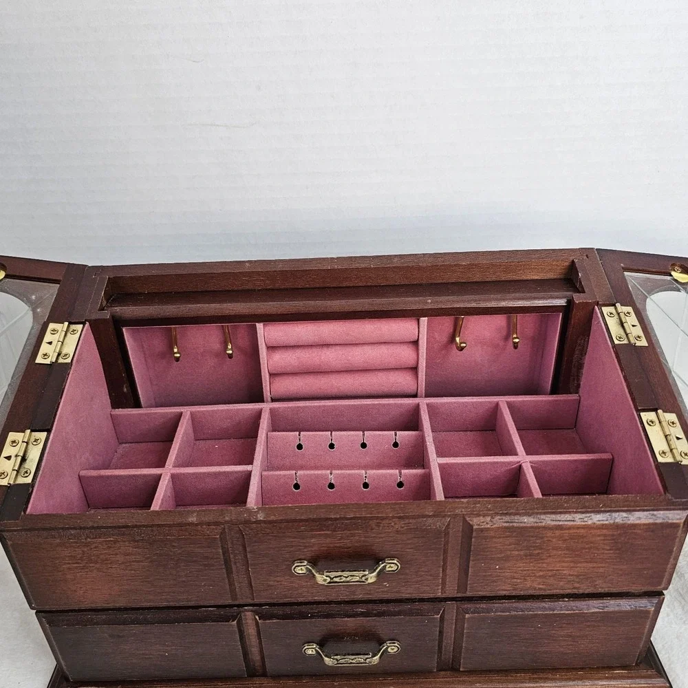 🖤Vintage wooden musical jewelry box
